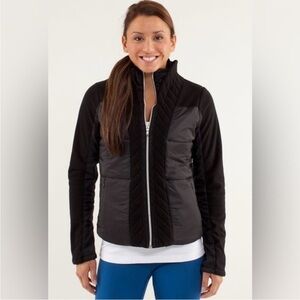 Lululemon Jacket St Moritz Zip Up in Black